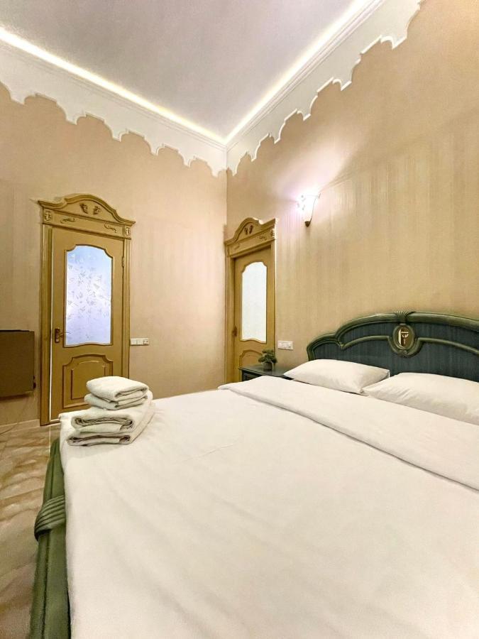 Great One Bed Right Near Opera House Apartamento Kiev Exterior foto
