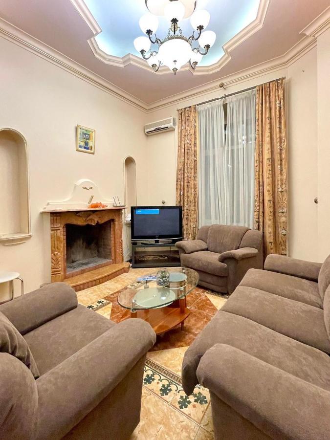 Great One Bed Right Near Opera House Apartamento Kiev Exterior foto